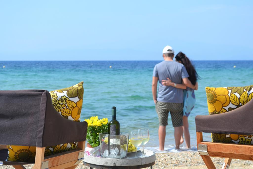 Byblos Mare-The Exclusive Beach Front Villa Скала-Сотирос Экстерьер фото
